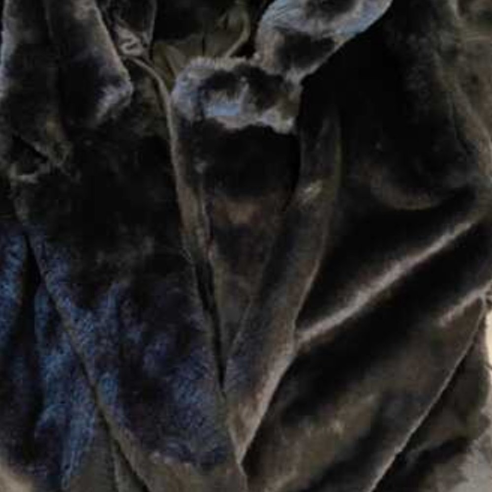 Glam Girl black Faux Fur belted Teddy Coat - Picture 9 of 9